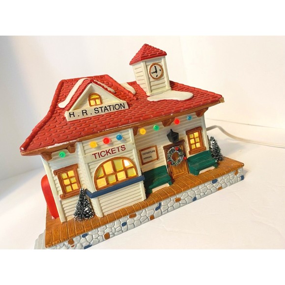 Holiday Living by Lowes Porcelain Lighted Railroad Station EUC, Christmas - Picture 14 of 16